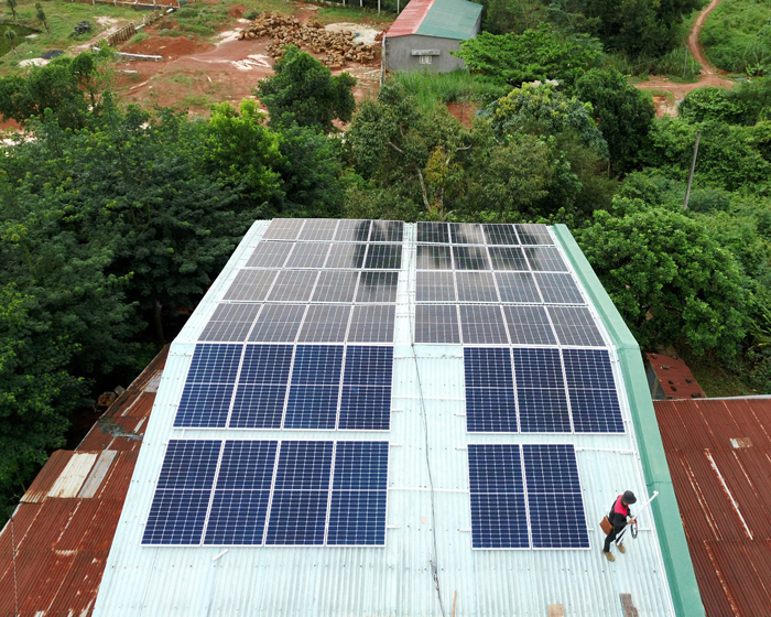 Hoàn thành lắp điện mặt trời áp mái 20 kWp cho anh Lĩnh tại tỉnh Đắk Nông 10